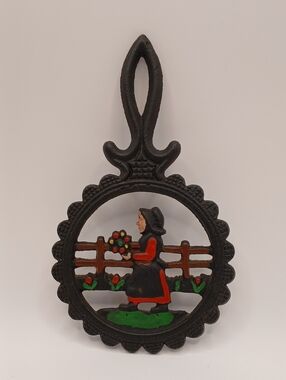 Cast Iron Dalecraft Folk Art Dutch Amish Trivet Wall Decor